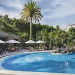 Ξενοδοχείο Fergus 4*