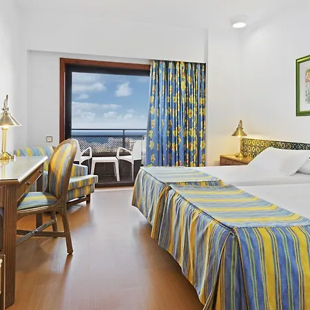 Hotel Fergus