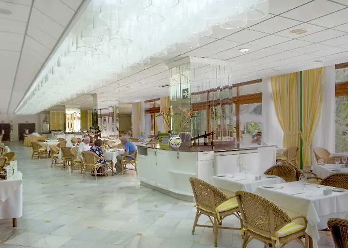 Smy Hotel 4*