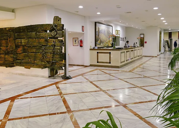 Hotel Smy 4*