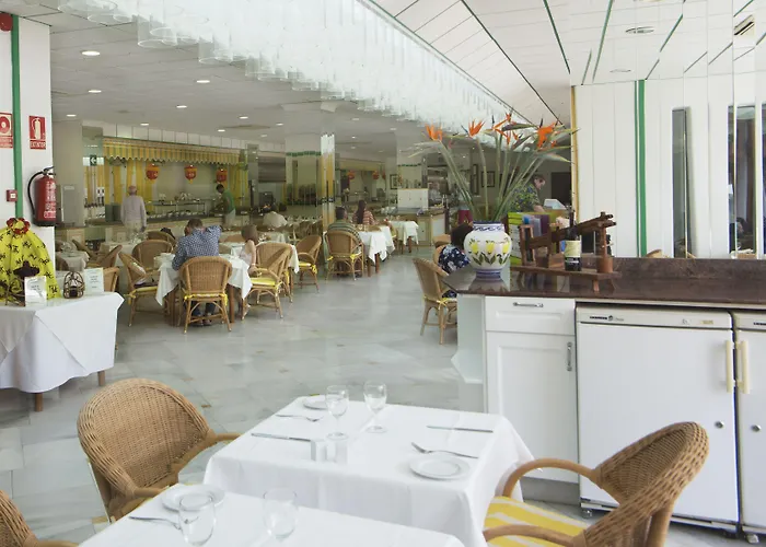 Hotell Fergus 4*