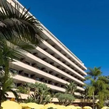 Otel Fergus 4*