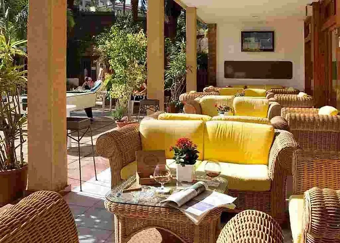 Smy Hotel 4*