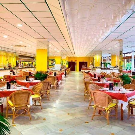 Hotel Fergus 4*