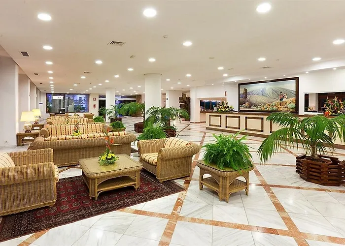 Fergus Hotel
